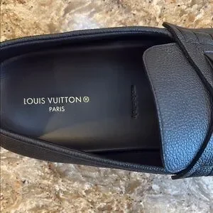 LIKE NEW (No Crease) Louis Vuitton Black Leather Loafers “Estate” Louis Vuitton | Shoes | Like New No Crease Louis Vuitton  main image 2